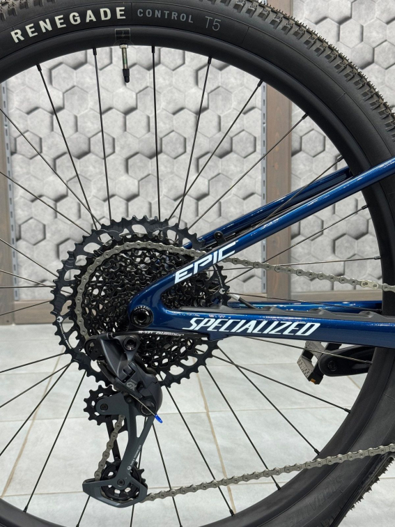 Купить Specialized Epic Comp 2023 Gloss Mystic Blue Metallic / Morning Mist Артикул 90323-5105, 90323-5101, 90323-5103, 90323-5104, 90323-5102