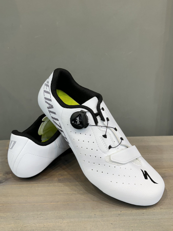 Велотуфли шоссе и триатлон Велотуфли Road Specialized Torch 1.0 White Артикул 61020-5545, 61020-5547, 61020-5543, 61020-5546, 61020-5548, 61020-5542, 61020-5544, 61020-5549