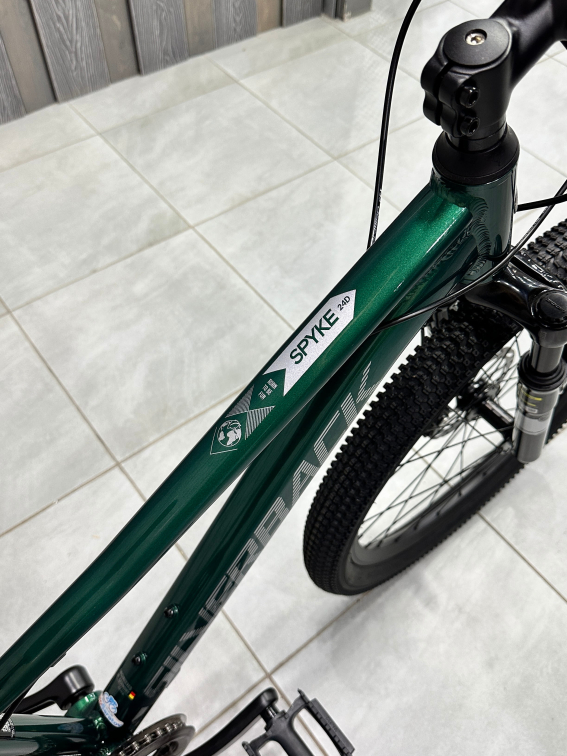 24 дюйма (7-11 лет) Silverback Spyke B 24 2026 Emerald Green Артикул 4816026312838