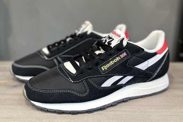 Кроссовки Кроссовки Reebok Classic Leather core black/ftwr white/vector red Артикул HQ41456, HQ414511, HQ41458, HQ41458.5, HQ414513, HQ41454.5, HQ414512, HQ41455.5, HQ41459.5, HQ41455, HQ41457.5, HQ414510.5, HQ414511.5, HQ414512.5, HQ41457, HQ41456.5, HQ414510, HQ41459