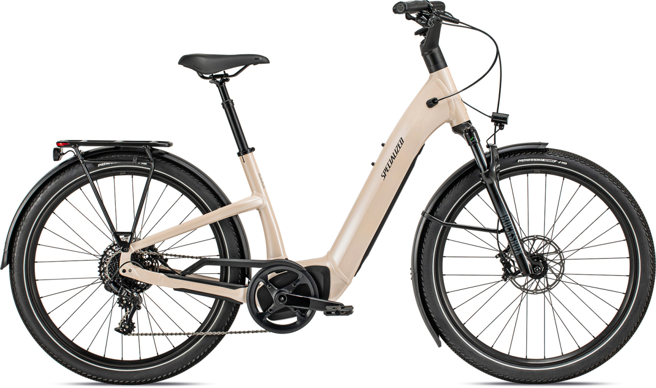 TURBO COMO - современный уровень комфорта Specialized Turbo Como 5.0 2023 Sand / BlackReflective Артикул 90422-3703, 90422-3704, 90422-3702