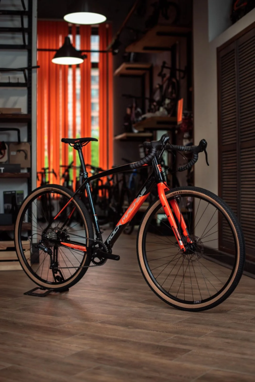 Гравийные велосипеды, ригиды Rock Machine Gravelride 200 2024 Gloss Black/Silver/Orange Артикул 803.2023.28014, 803.2023.28012, 803.2023.28013