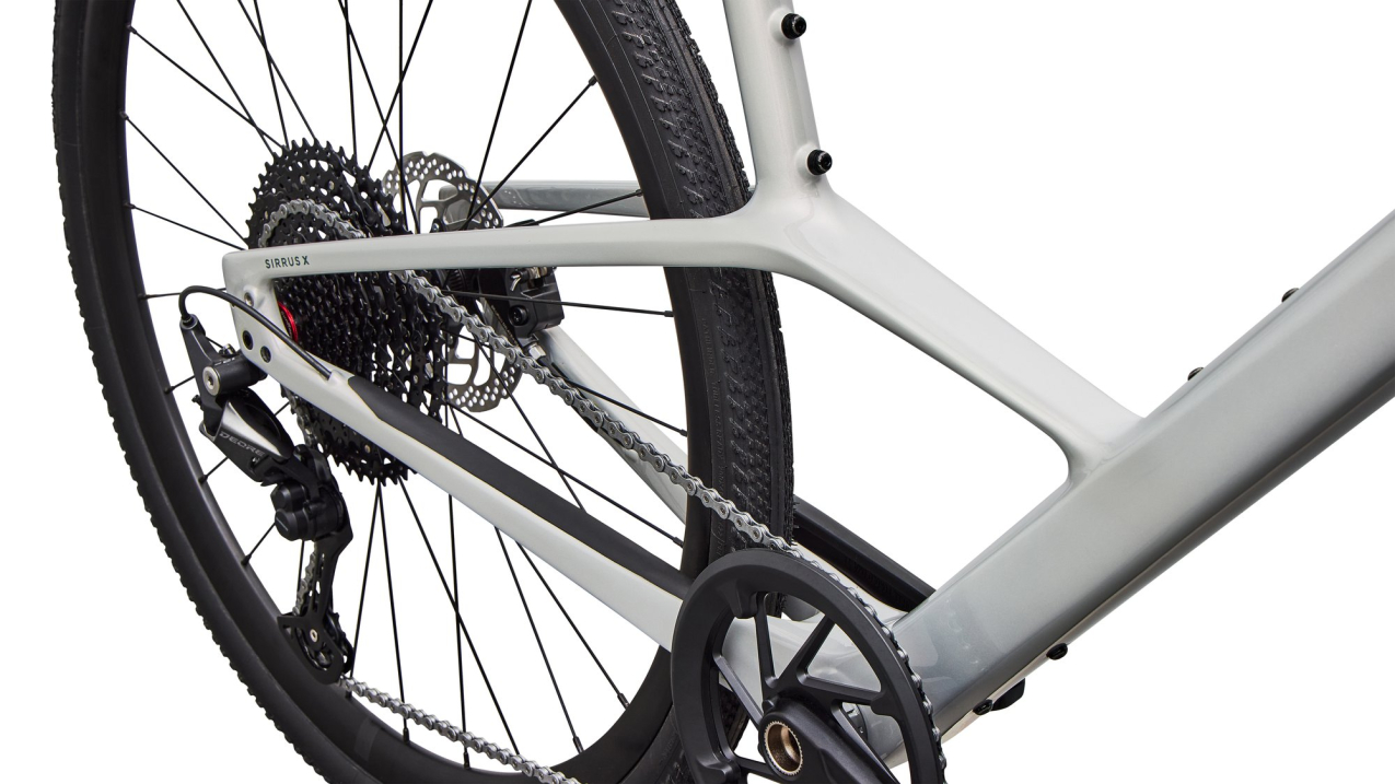 Городские велосипеды Specialized Sirrus X 5.0 2027 Gloss Dolomite Metallic / Fjord Metallic Frost Reflective Артикул 92427-3203, 92427-3206, 92427-3204