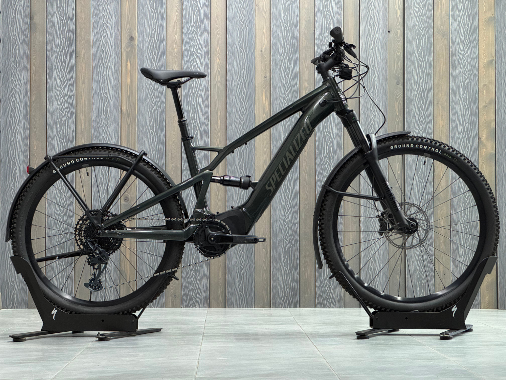 TURBO TERO - Способность колесить где угодно! Specialized Turbo Tero X 5.0 2023 Oak Green Metallic / OAK Green Артикул 91622-3302, 91622-3305, 91622-3304, 91622-3303