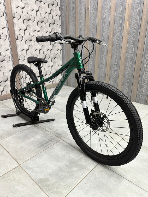 24 дюйма (7-11 лет) Silverback Spyke B 24 2026 Emerald Green Артикул 4816026312838