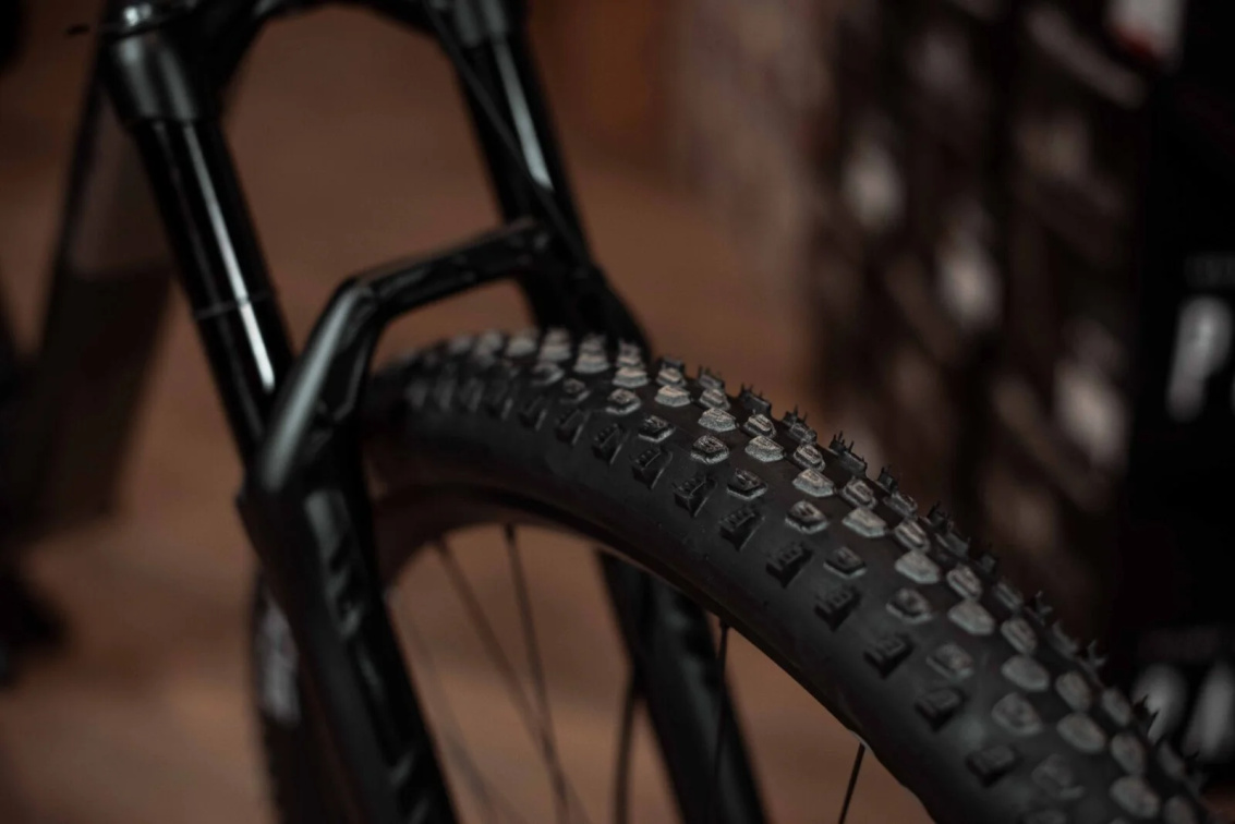 Купить Superior XF 9.7 RC Matte Carbon/Smoke Chrome Артикул 801.2025.29017, 801.2025.29018