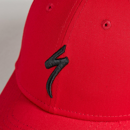 Шапки, кеппи, бейсболки Кепка Specialized New Era Youth S-Logo Hat red/blk Артикул 