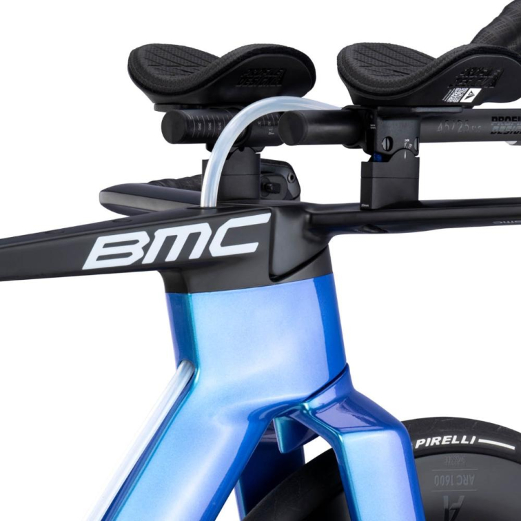 Триатлон, шоссейные велосипеды BMC Speedmachine 01 TWO Force AXS 2x12 Blue/White/Carbon Артикул SM01TwoL, SM01TwoS, SM01TwoM