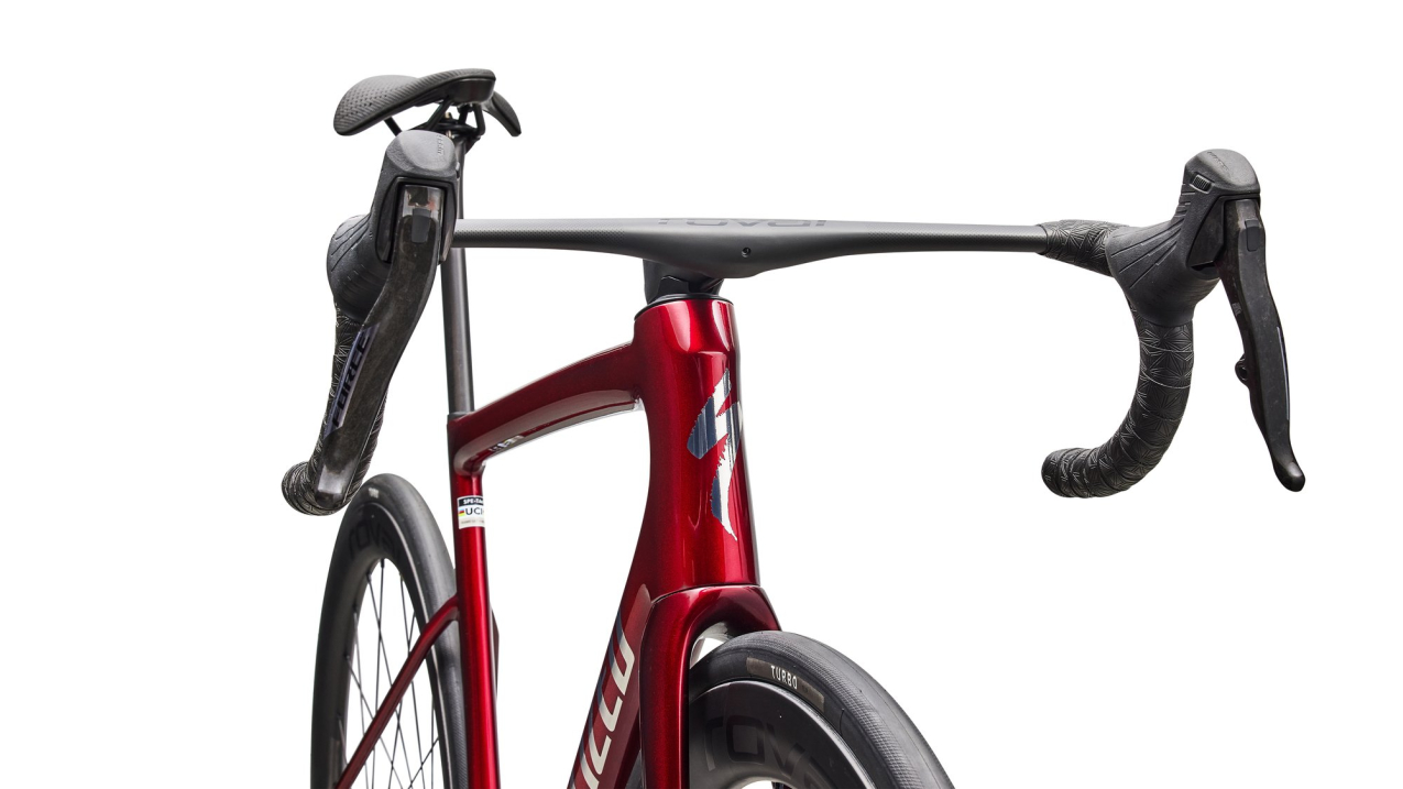 Шоссейные велосипеды Specialized Tarmac SL8 Pro - Sram Force AXS 2026 Gloss Red Sky / Chrome Артикул 94926-1054, 94926-1061, 94926-1052, 94926-1058, 94926-1049, 94926-1056, 94926-1044
