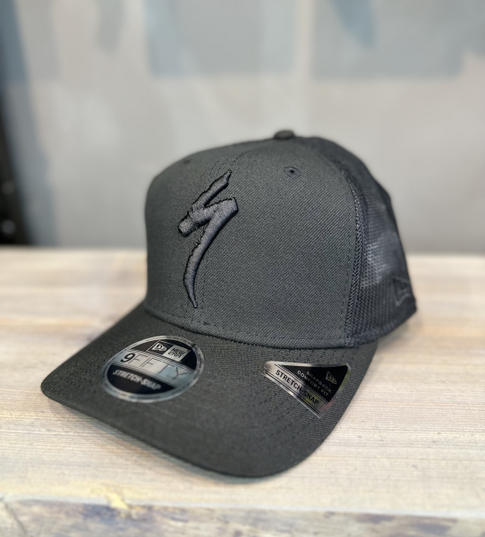 Кепка Specialized New Era S-Logo Trucker Hat Black