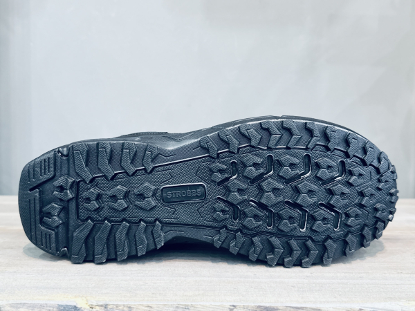Кроссовки Кроссовки Strobbs B3603-3 черный Артикул B3603-3-41, B3603-3-43, B3603-3-40, B3603-3-42