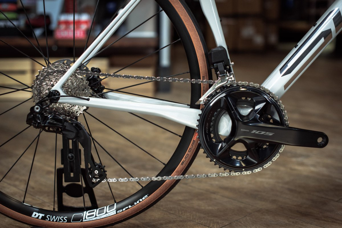 Туристические велосипеды Superior X-Road Team Elite Di2 700C 2024 Gloss Grey Артикул 801.2023.28037, 801.2023.28036