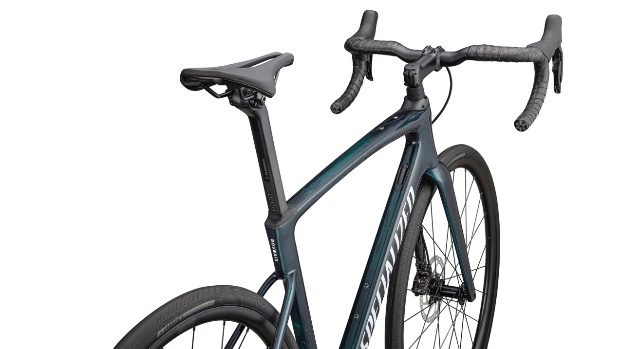 Шоссейные велосипеды Specialized Roubaix SL8 Comp 105Di2 2025 Gloss LagoonTint / Over Carbon / Morning Mist Артикул 94425-5044, 94425-5058, 94425-5054, 94425-5049, 94425-5061, 94425-5052, 94425-5056, 94425-5064
