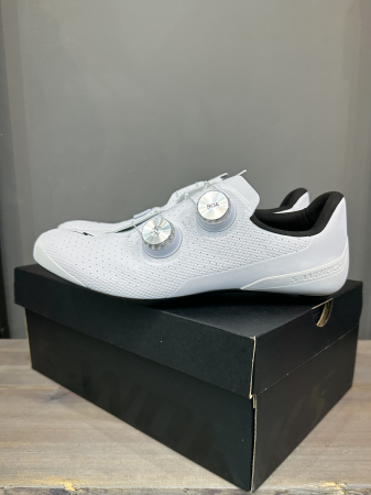 Велотуфли шоссе и триатлон Велотуфли Road Specialized S-Works Torch White Артикул 61022-0741, 61022-0738, 61022-0739, 61022-0736, 61022-0737, 61022-0740, 61022-0742, 61022-0745, 61022-0746, 61022-0748, 61022-07405, 61022-0749, 61022-0747, 61022-0744, 61022-0743, 61022-07435, 61022-07415, 61022-07425, 61022-07445, 61022-07455, 61022-07385, 61022-07395