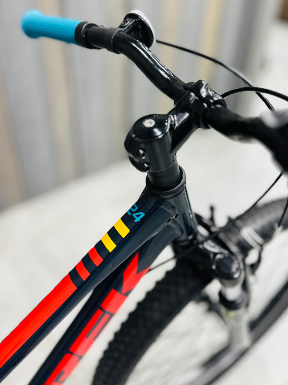 24 дюйма (7-11 лет) Trek Precaliber 24 8-speed Nautical Navy Артикул 5276070