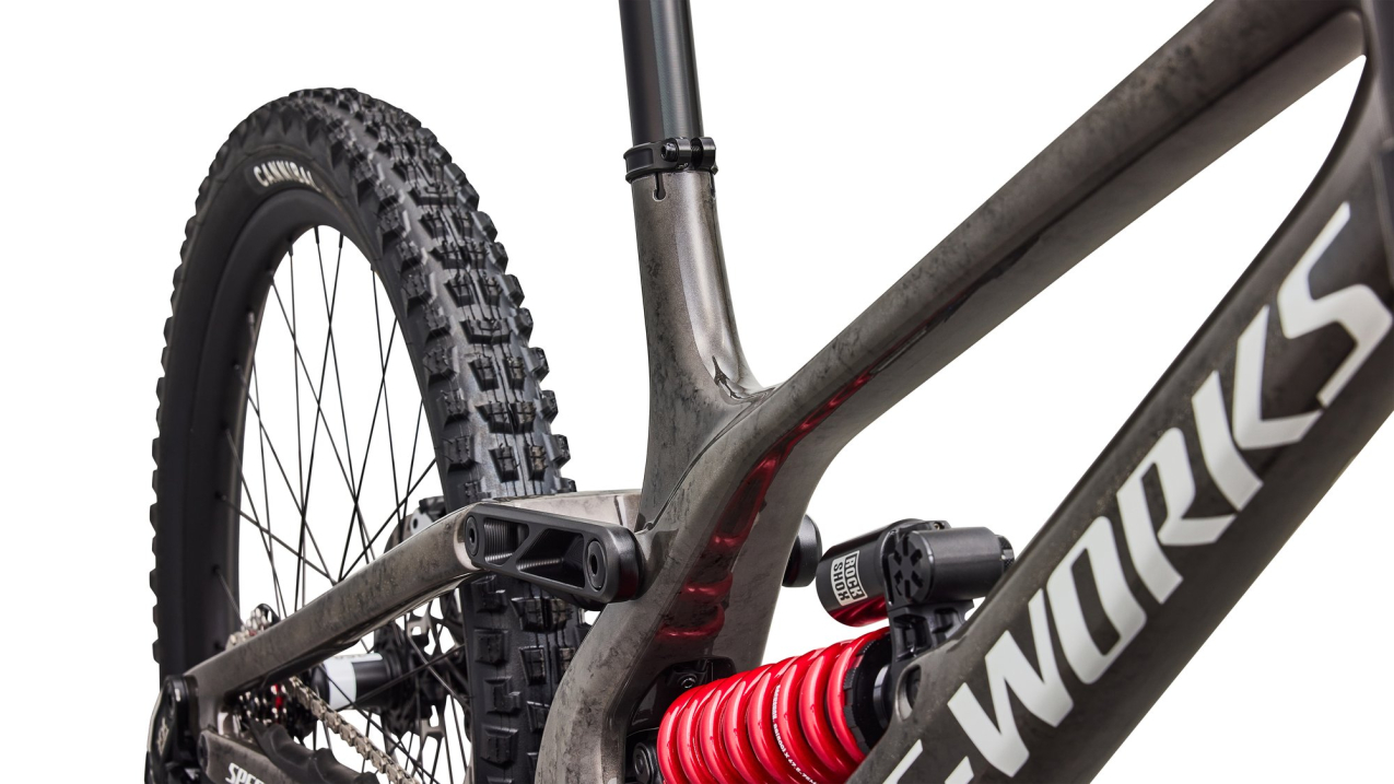 S-WORKS горные велосипеды Specialized S-Works Demo Race 2027 Gloss Charcoal / Dolomite Metallic / White Артикул 94527-0104, 94527-0102, 94527-0103