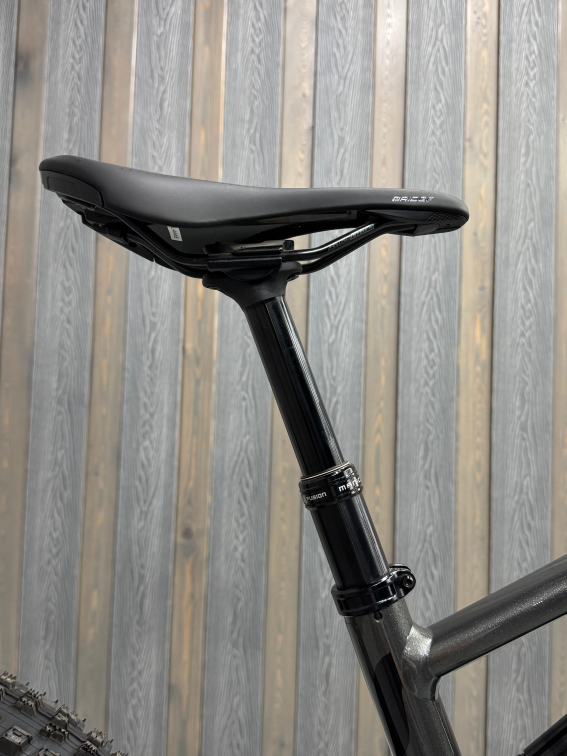 TURBO LEVO - лучшее из возможного! Specialized Turbo Levo SL Comp Alloy 2024 Gloss Charcoal / Silver Dust / Black Артикул 96824-5006, 96824-5003, 96824-5004, 96824-5002, 96824-5001, 96824-5005
