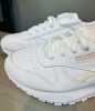 Кроссовки Кроссовки женские Reebok Classic Leather SP ftwr white/ftwr white/porcelain pink Артикул GX86899, GX86896, GX86895, GX86895.5, GX86898, GX86898.5, GX86896.5, GX86897.5, GX86897