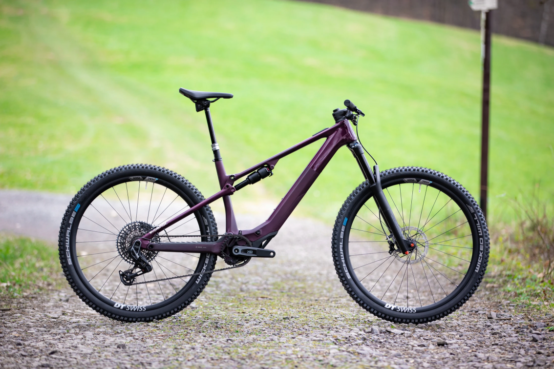 Электровелосипеды с двигателем Bosch, Yamaha, Shimano Superior iXF 9.8 2024 Matte Carbon Berry Артикул 801.2025.79004, 801.2025.79002